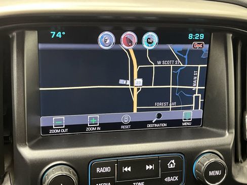 Used 2015 Chevrolet Colorado Z71 AWD/4WD image 5