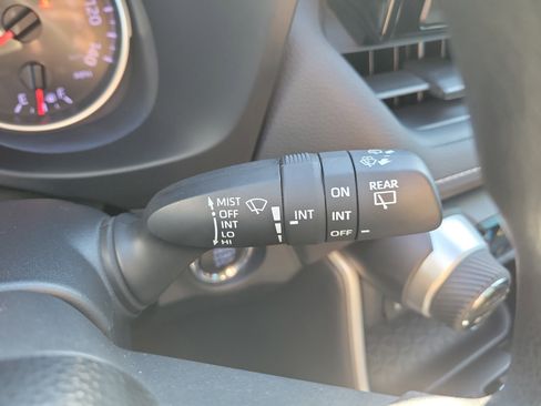 Used 2020 Toyota RAV4 XLE image 32