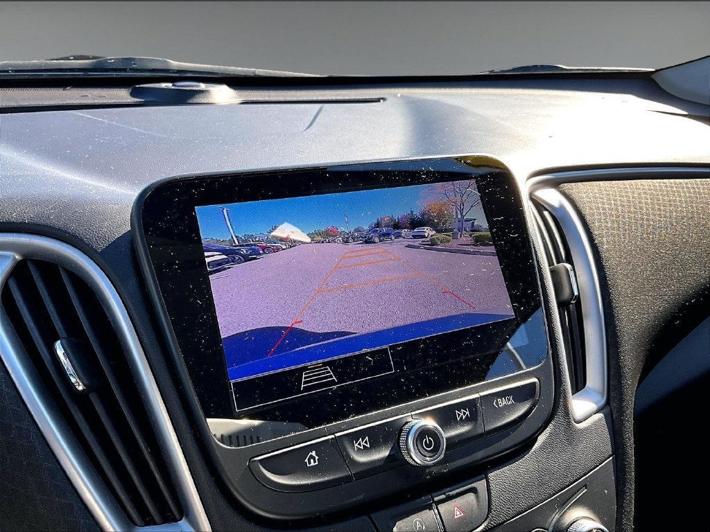 Used 2025 Chevrolet Malibu LT FWD image 19