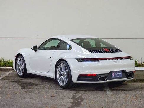 Used 2021 Porsche 911 Carrera image 9