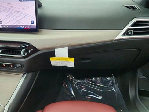 Used 2025 BMW 330i xDrive Sedan image 37