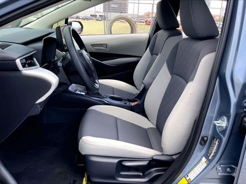 Used 2023 Toyota Corolla LE image 8