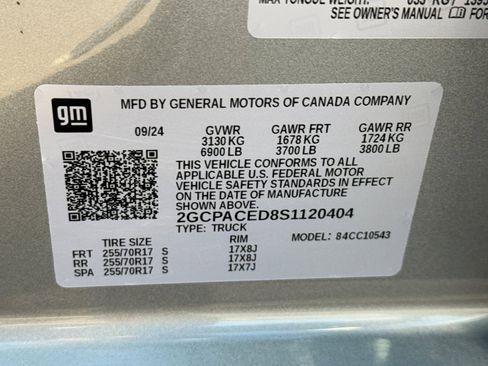 Used 2025 Chevrolet Silverado 1500 LT image 33