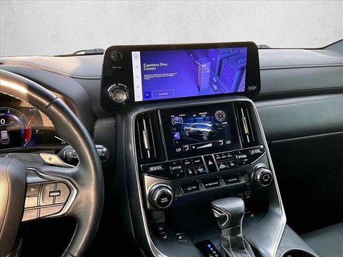 Used 2023 Lexus LX 600 4WD w/ Appearance Package image 8