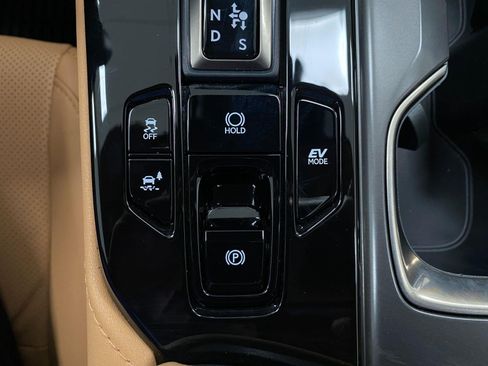 Used 2026 Lexus NX 350h AWD w/ Accessory Package (2T) image 25