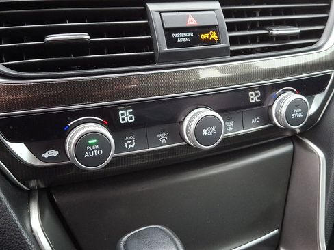 Used 2019 Honda Accord Sport image 22