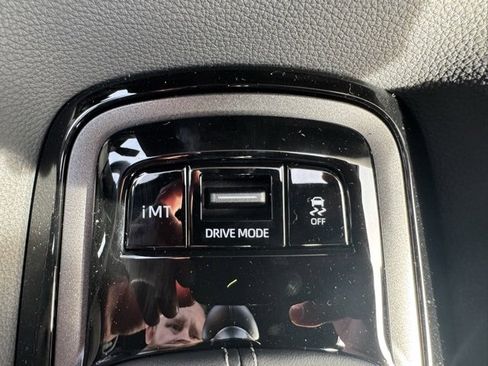 New 2025 Toyota Corolla Premium w/ Styling Package (TMS) image 31