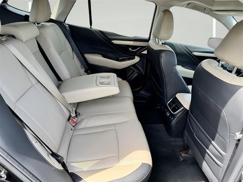 Used 2023 Subaru Outback Limited XT image 31