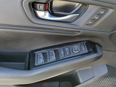 Used 2023 Honda Accord Touring image 10