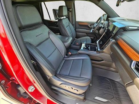 Used 2026 GMC Yukon Denali w/ Denali Reserve Package RWD image 23