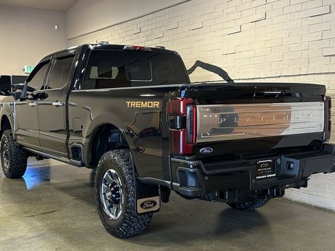 Used 2024 Ford F350 Platinum w/ Tremor Off-Road Package AWD/4WD image 7