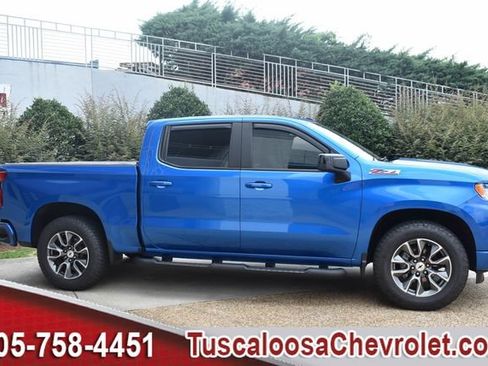 Used 2023 Chevrolet Silverado 1500 RST AWD/4WD image 12