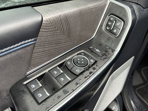 Used 2025 Ford F350 Platinum w/ Tremor Off-Road Package image 24