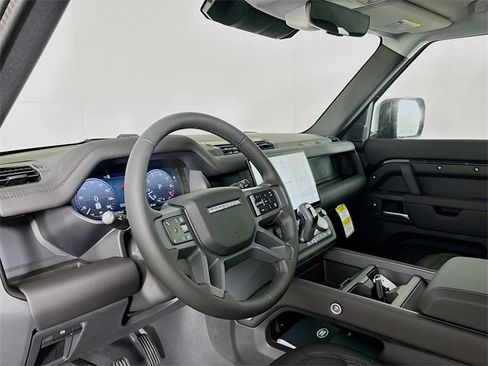 New 2026 Land Rover Defender 110 S image 9