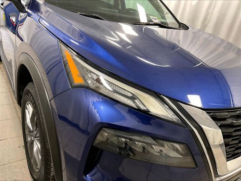 Used 2023 Nissan Rogue S image 32