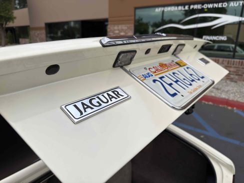 Used 1988 Jaguar XJ6 image 30