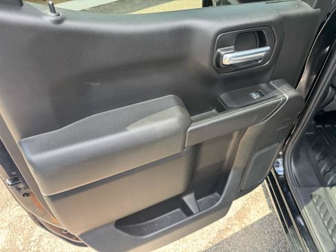 Used 2020 GMC Sierra 1500 4x4 Crew Cab w/ Convenience Package image 20
