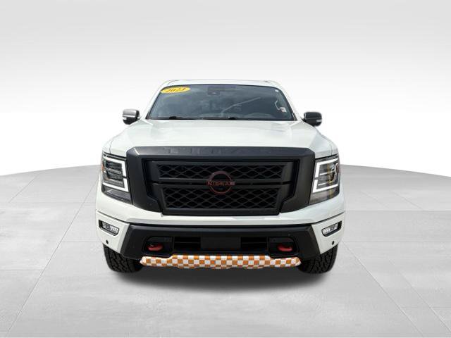 Used 2023 Nissan Titan PRO-4X w/ Pro-4x Convenience Package AWD/4WD image 7
