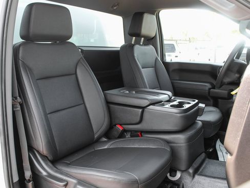 Used 2022 Chevrolet Silverado 3500 W/T image 33