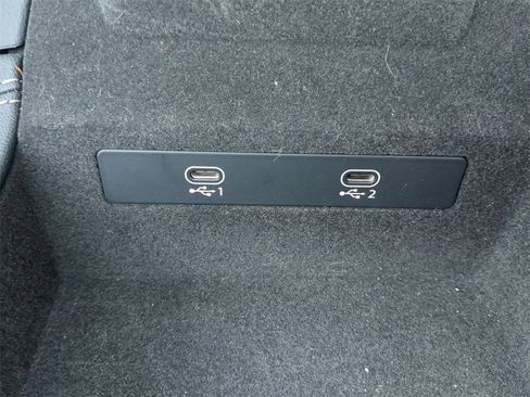 Used 2022 Audi A6 Premium Plus image 24