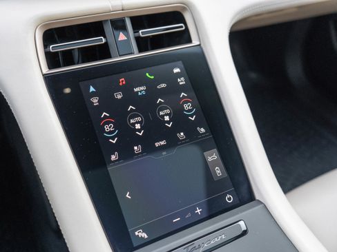 Used 2020 Porsche Taycan Turbo S image 20