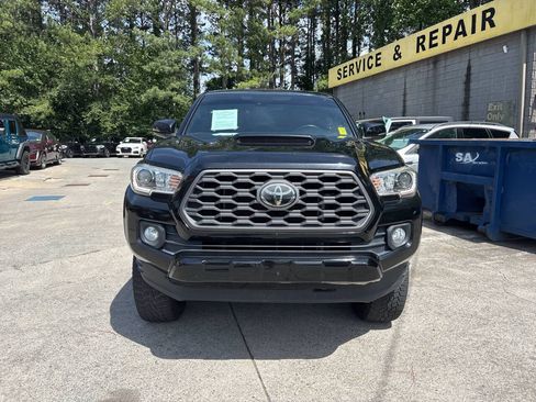 Used 2021 Toyota Tacoma TRD Sport w/ Technology Package RWD image 4