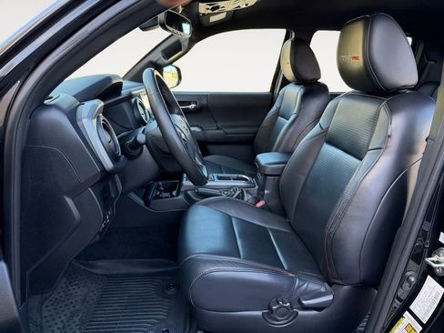 Used 2018 Toyota Tacoma TRD Pro image 14