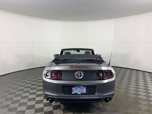 Used 2014 Ford Mustang Premium image 16