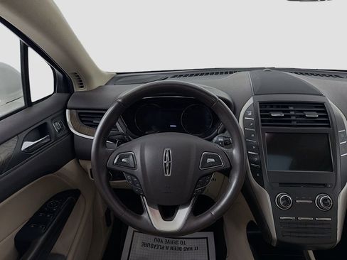 Used 2017 Lincoln MKC Reserve w/ Lincoln MKC Climate Package image 23