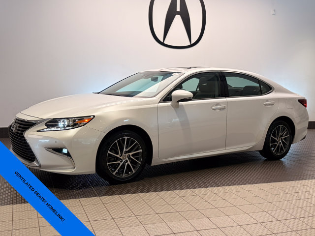 Used 2017 Lexus ES 350 w/ Luxury Package FWD image 2
