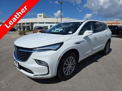Used 2024 Buick Enclave Essence w/ Technology Package