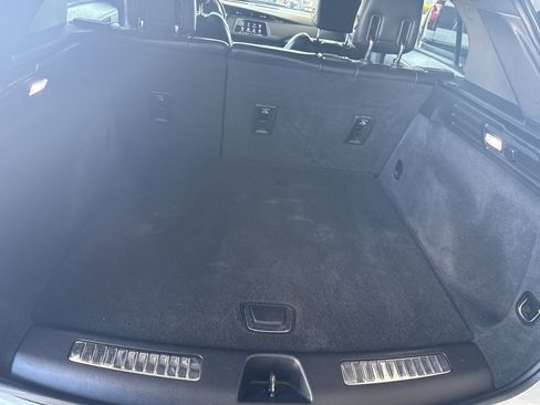 Used 2020 Cadillac XT4 Premium Luxury image 10