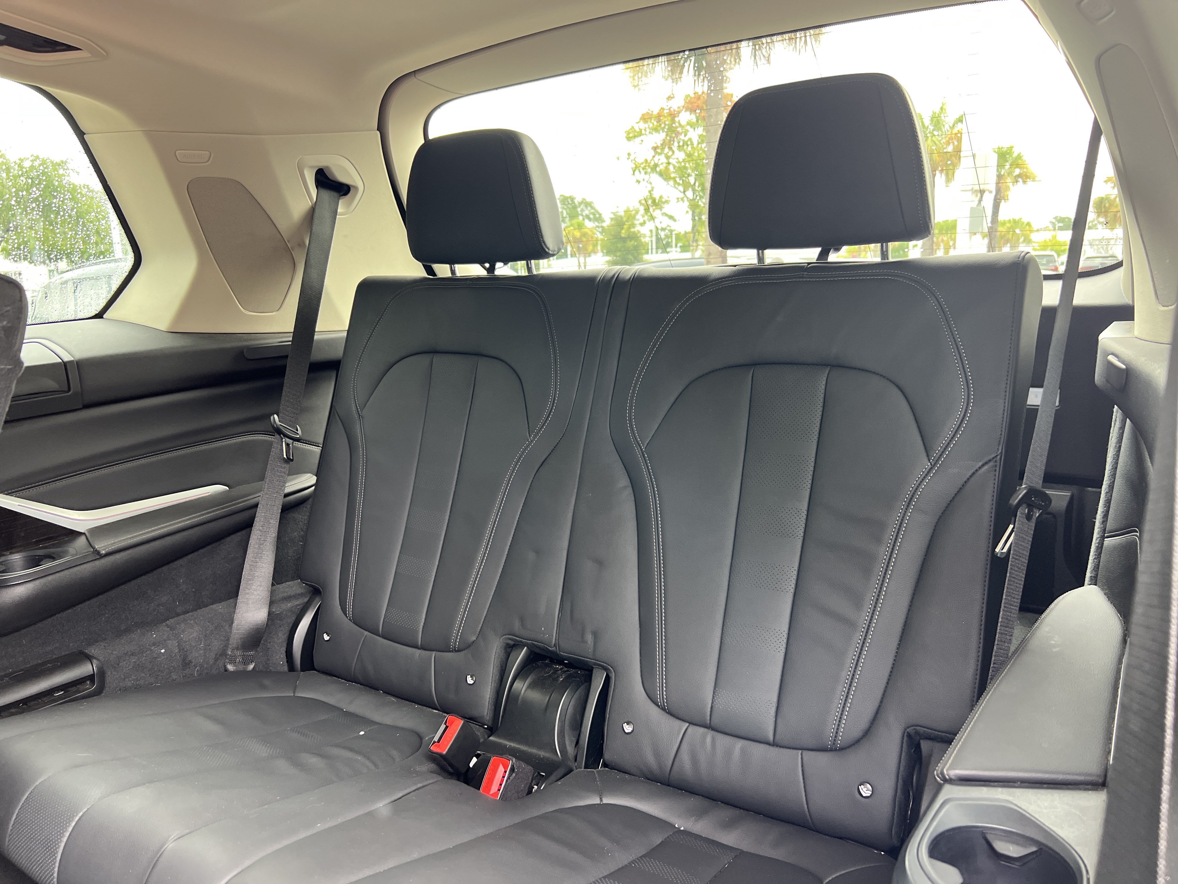 Used 2020 BMW X7 xDrive40i w/ Premium Package AWD/4WD image 32