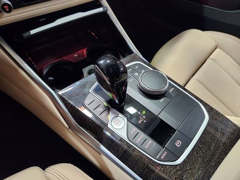 Used 2022 BMW 330i Sedan w/ Convenience Package RWD image 39