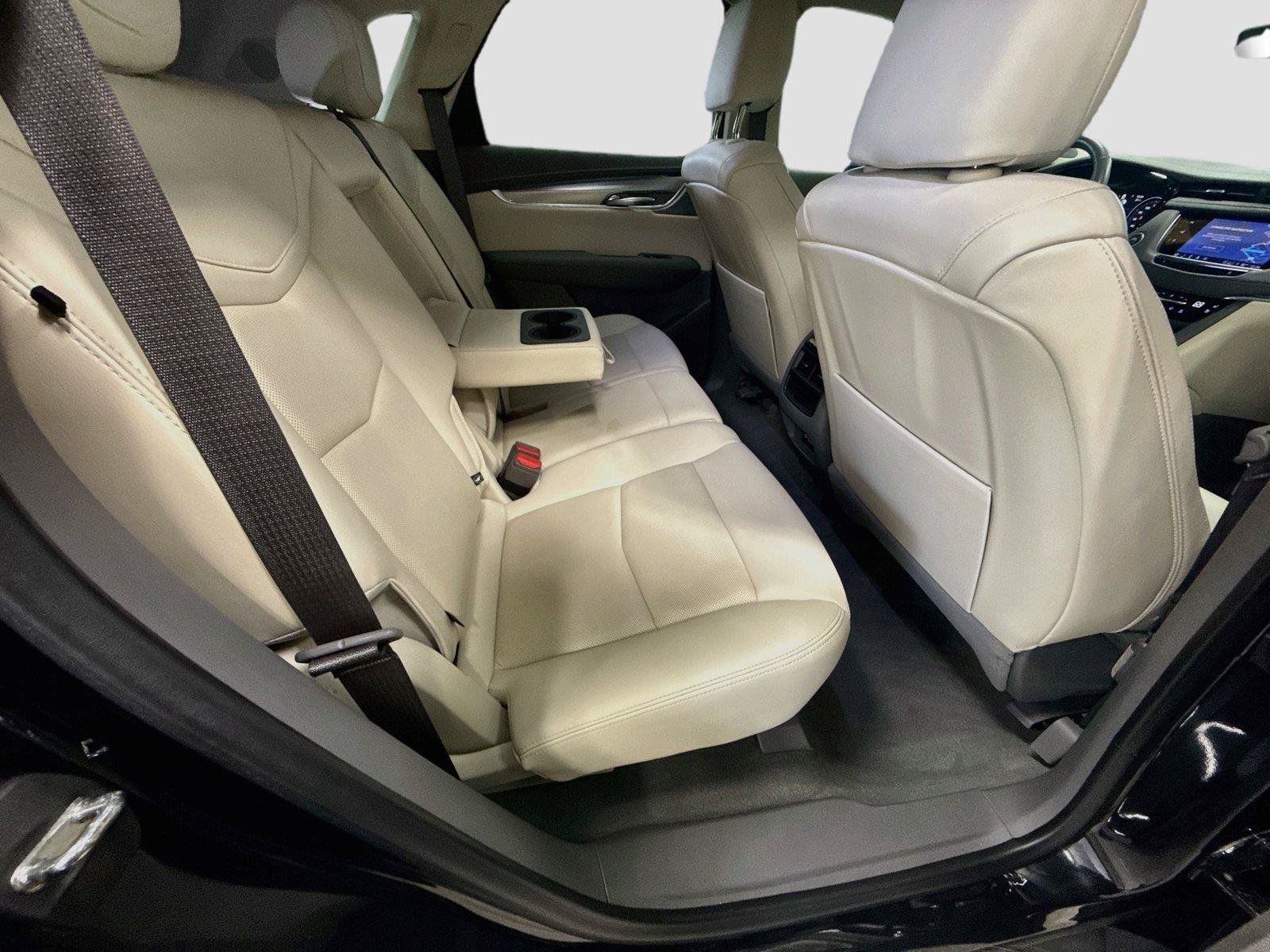 Used 2023 Cadillac XT5 Premium Luxury w/ Technology Package FWD image 28