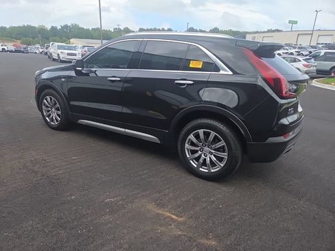 Used 2019 Cadillac XT4 Premium Luxury w/ Technology Package AWD/4WD image 7