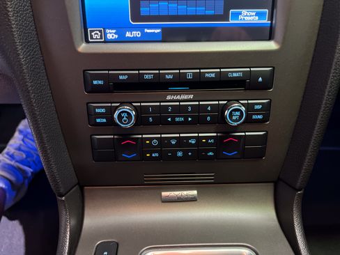 Used 2013 Ford Mustang Shelby GT500 RWD image 19