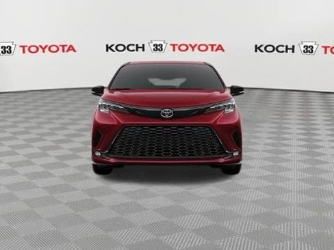 New 2026 Toyota Sienna XSE image 19