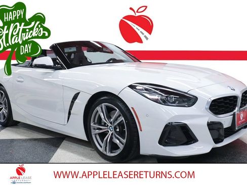 Used 2025 BMW Z4 sDrive30i image 1