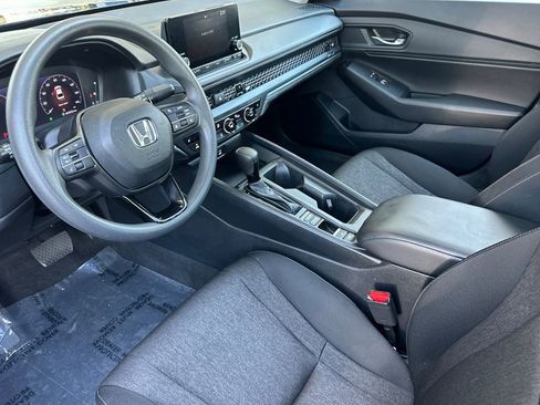 Used 2023 Honda Accord EX image 10