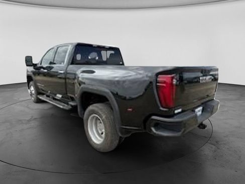 Used 2025 GMC Sierra 3500 Denali AWD/4WD image 7