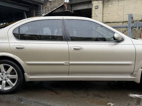 Used 2003 Nissan Maxima SE FWD image 19