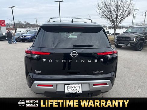 Certified 2025 Nissan Pathfinder Platinum image 8