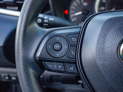 Used 2022 Toyota Corolla LE w/ Carpet Mat Package (TMS) image 22