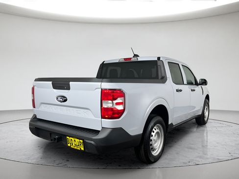 Used 2026 Ford Maverick XL AWD/4WD image 3