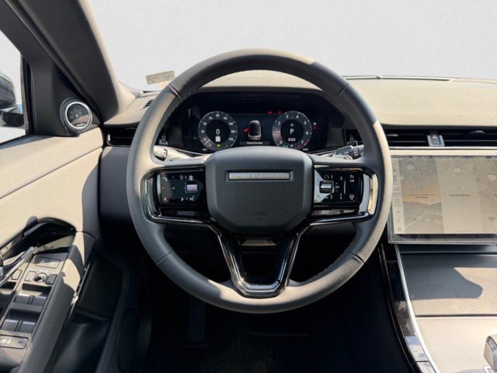 New 2026 Land Rover Range Rover Evoque S AWD/4WD image 15