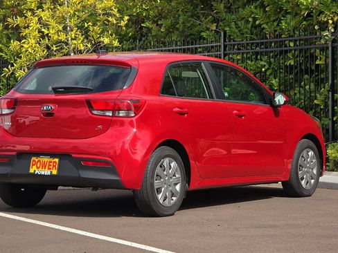 Used 2021 Kia Rio S FWD image 4