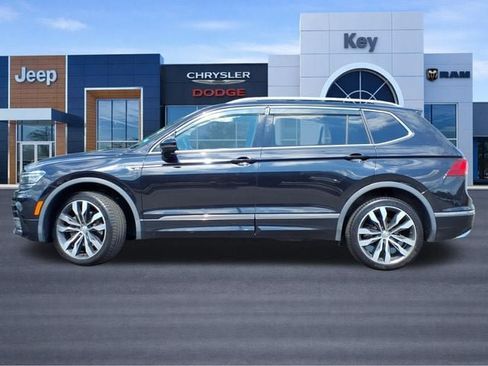 Used 2020 Volkswagen Tiguan SEL Premium R-Line AWD/4WD image 2