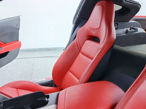 Used 2016 Chevrolet Corvette Z06 w/ 3LZ Preferred Equipment Group image 20