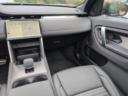 New 2026 Land Rover Discovery Sport Landmark image 29